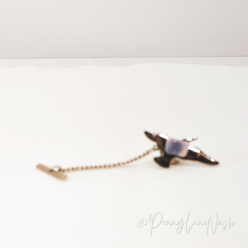 Vintage Bird w/ Blue Stone Tie Tack Chain - Picture 1 of 6